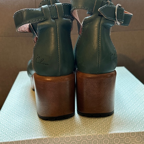 Calou Bea Platform High Heeled Clog - Picture 5 of 7